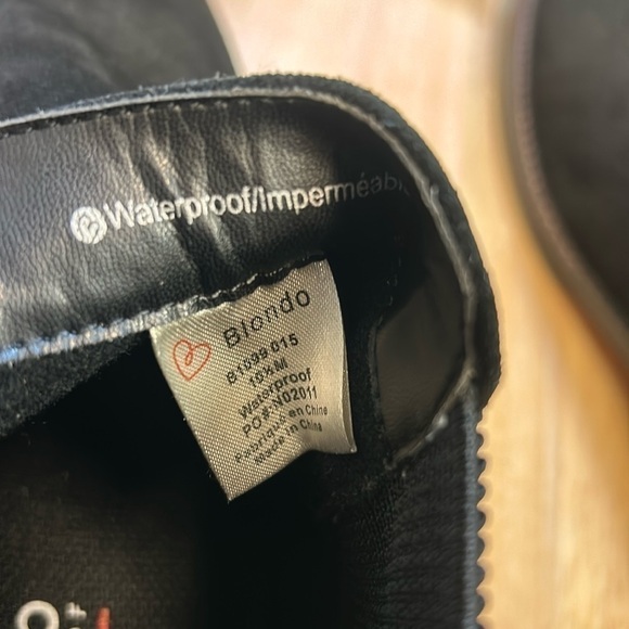 NWT Blondo Black Waterproof Boots 10.5M
